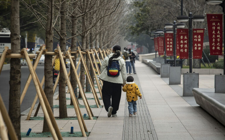 Οι Κινέζες επιλέγουν να μείνουν άτεκνες, αδιαφορώντας για τα κίνητρα