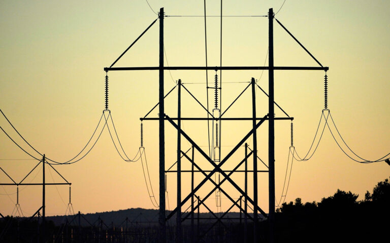 «Κλειδί» για τις ΑΠΕ στην Ευρώπη το δίκτυο ηλεκτρικών διασυνδέσεων