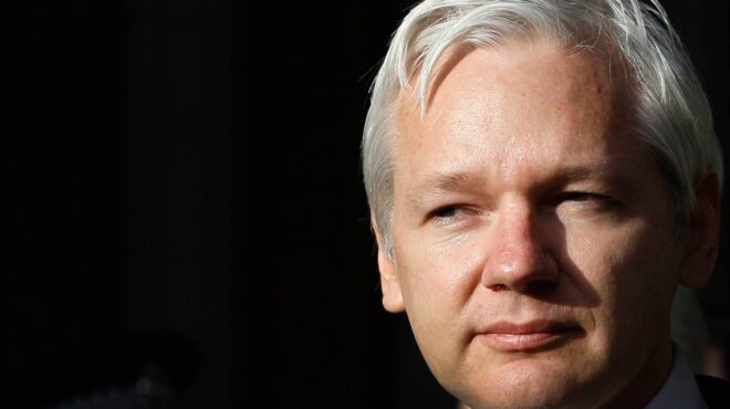 wikileaks-η-ζωή-του-ασάνζ-κινδυνεύει-αν-απορρ-562822063