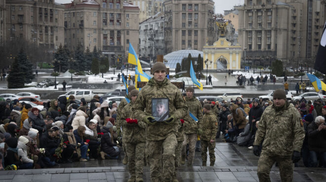 οι-ουκρανοί-ποιητές-πεθαίνουν-πολεμώ-562830748