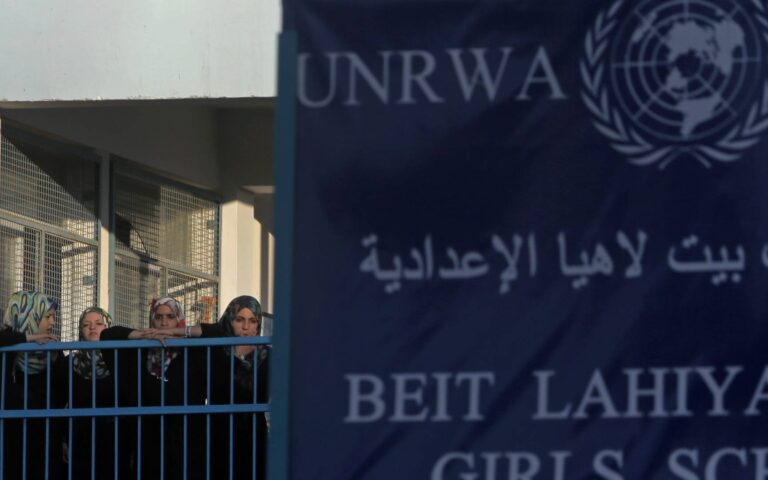 Μέση Ανατολή: Τρεις δυτικές χώρες αναστέλλουν τη χρηματοδότηση της UNRWA