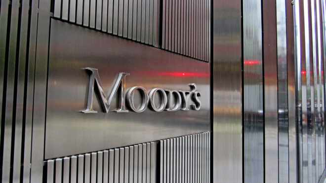 moodys-πρωταθλήτρια-στη-μείωση-χρέους-η-ε-562821664
