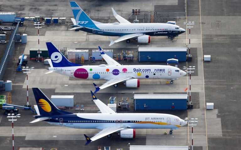 Τα κατασκευαστικά προβλήματα «προσγειώνουν» την Boeing –  «Πετάει» με ρεκόρ παραγγελιών η Airbus