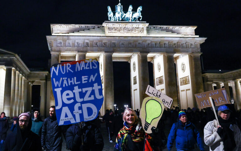 Γερμανία: Σχεδόν 1,5 εκατ. διαδηλωτές κατά της Ακροδεξιάς