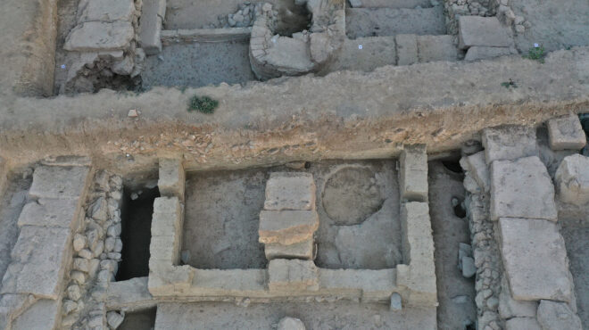 εύβοια-εκατόμπεδος-ναός-2-600-ετών-αποκαλ-562818559