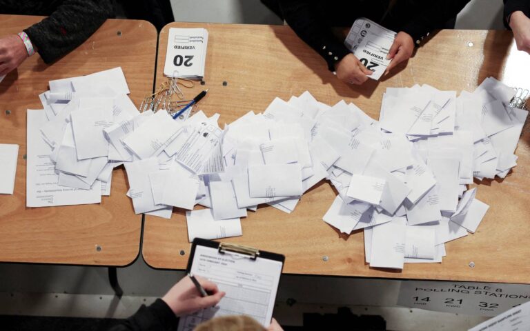 Βρετανία: Διπλή ήττα των Τόρις σε αναπληρωματικές εκλογές – Νέο πλήγμα για τον Σούνακ
