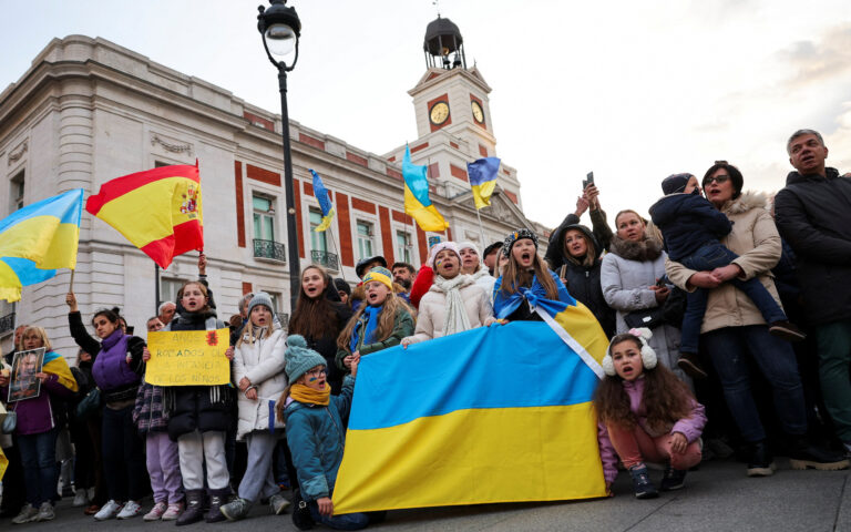 Αντίθετη η Μαδρίτη στην αποστολή ευρωπαϊκών στρατευμάτων στην Ουκρανία
