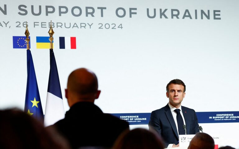 Μακρόν: «Δεν πρέπει να αποκλειστεί» η ανάπτυξη δυτικών χερσαίων δυνάμεων μελλοντικά στην Ουκρανία