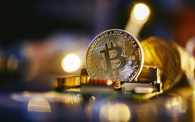 Bitcoin: Η κεφαλαιοποίησή του ξεπέρασε το 1 τρισ. δολάρια