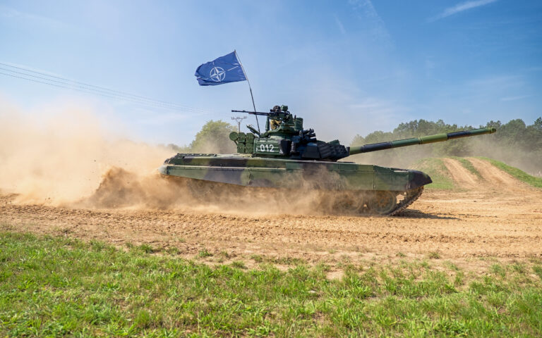 ΝΑΤΟ: «Κανένα σχέδιο» για αποστολή στρατευμάτων στην Ουκρανία