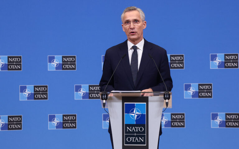 Στόλτενμπεργκ: 18 χώρες θα πιάσουν τον στόχο του ΝΑΤΟ για στρατιωτικές δαπάνες 2%