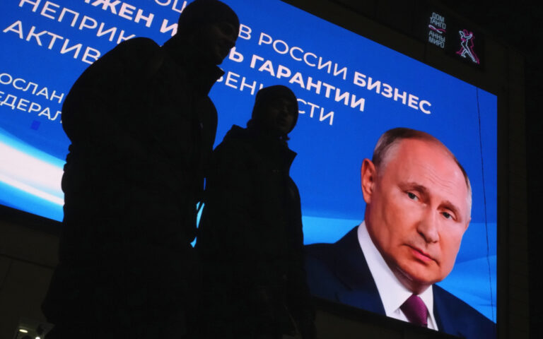 Ρωσία: Τα αγκάθια στον εκλογικό περίπατο του Πούτιν