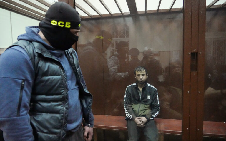 Μακελειό στη Μόσχα: «Οι Τατζίκοι δράστες είχαν περάσει από την Τουρκία»