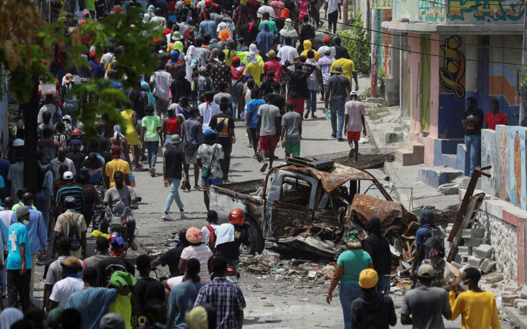 Αϊτή: Με ελικόπτερα των ΗΠΑ αποχωρούν οι Αμερικανοί από τη χώρα
