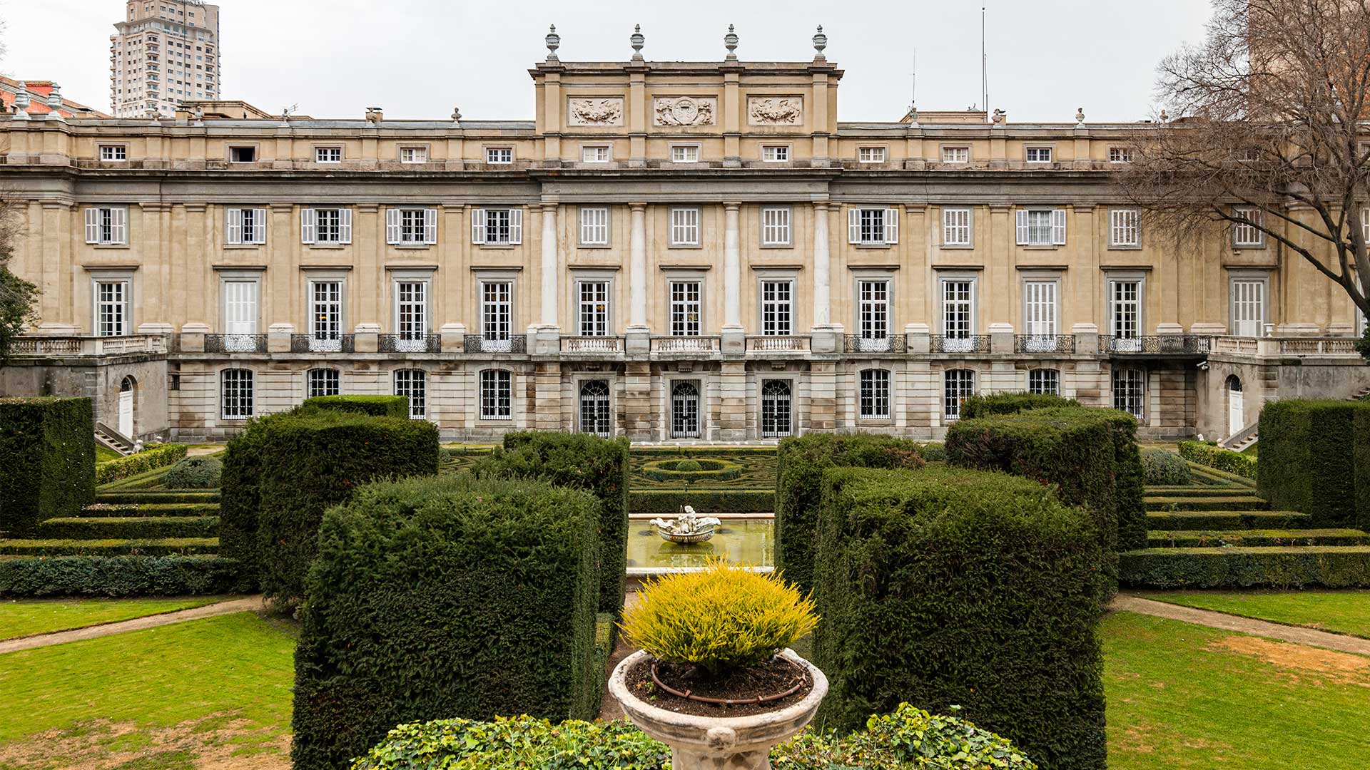3 palaces in Spain worth visiting-2