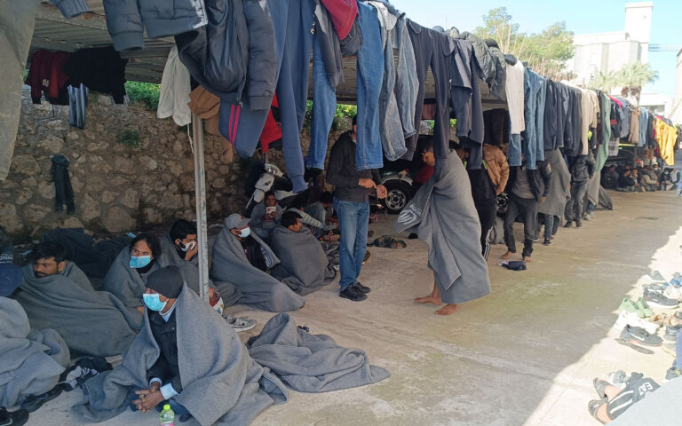 Μεταναστευτικό: Οι ροές πιέζουν τη νότια Κρήτη