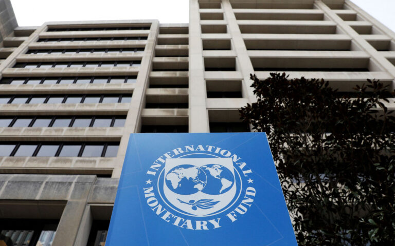 ΔΝΤ: Προειδοποίηση για εκρηκτικό δημοσιονομικό συνδυασμό