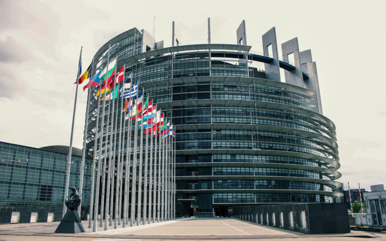 Ενα Russiagate πλανάται πάνω από το Ευρωπαϊκό Κοινοβούλιο
