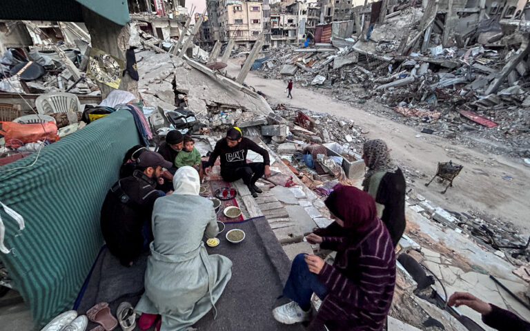 Γάζα: Νέο πολύνεκρο περιστατικό με πυρά εναντίον πλήθους που περίμενε για βοήθεια
