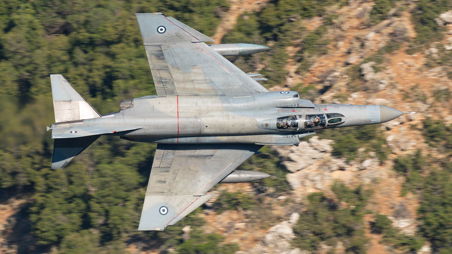 Το Mach Loop της Ελλάδας – Χαμηλές πτήσεις μαχητικών στο φαράγγι του Βουραϊκού-3