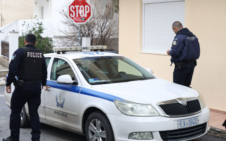Θεσσαλονίκη: Συνελήφθη 57χρονος επειδή απειλούσε τη 17χρονη κόρη του να διακόψει την εγκυμοσύνη της