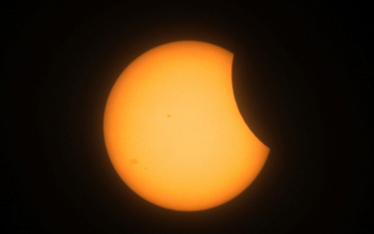 NASA: Watch the solar eclipse live
