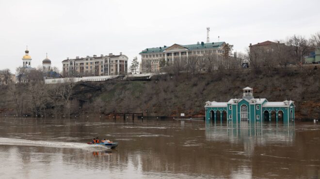 πλημμύρες-σε-ρωσία-και-καζακστάν-κάτω-562976227