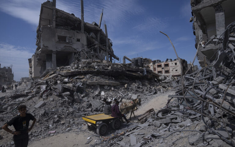 ΗΠΑ: «Ανησυχητικές οι αναφορές για μαζικούς τάφους στη Γάζα»