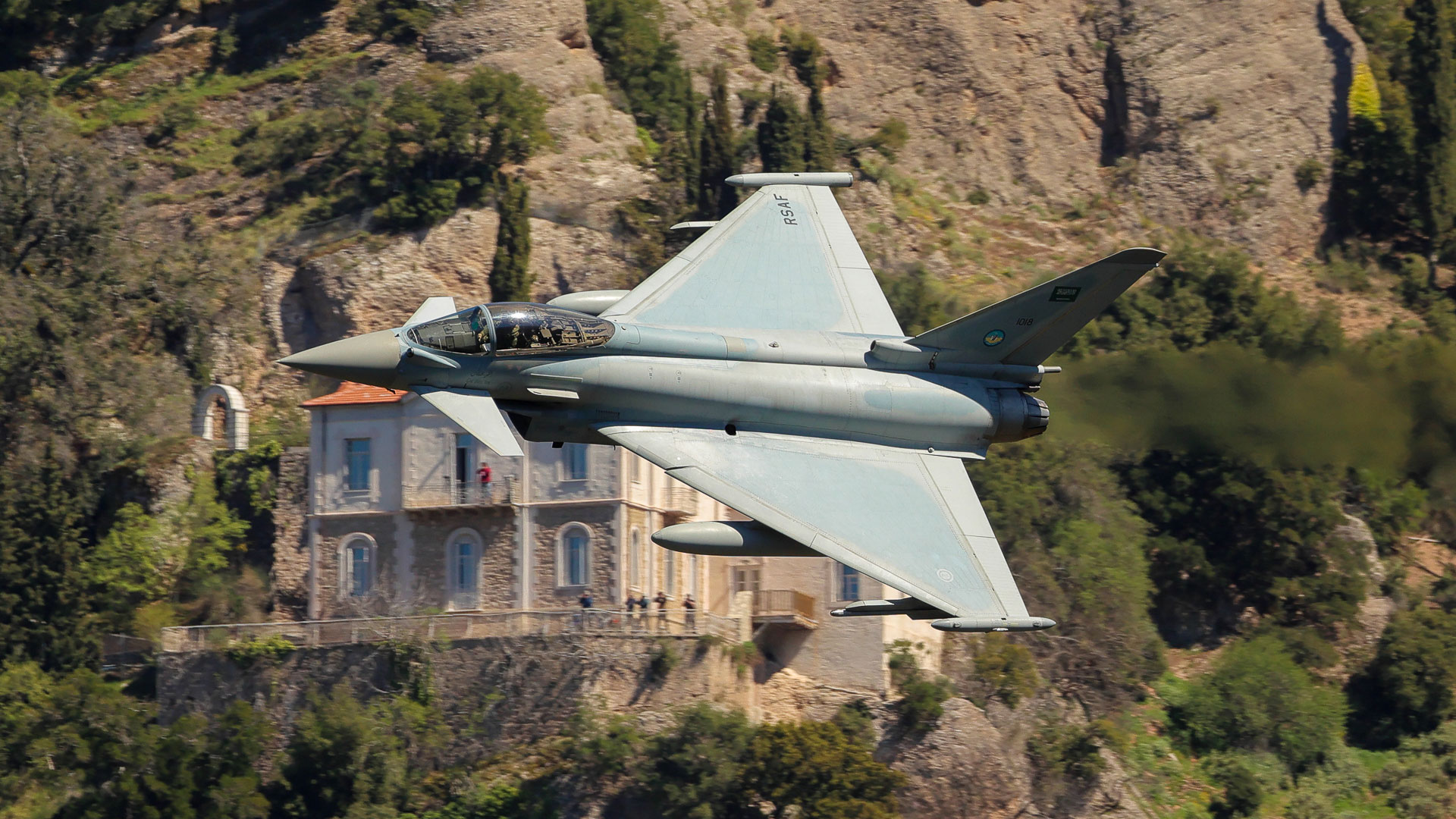 Το Mach Loop της Ελλάδας – Χαμηλές πτήσεις μαχητικών στο φαράγγι του Βουραϊκού-5