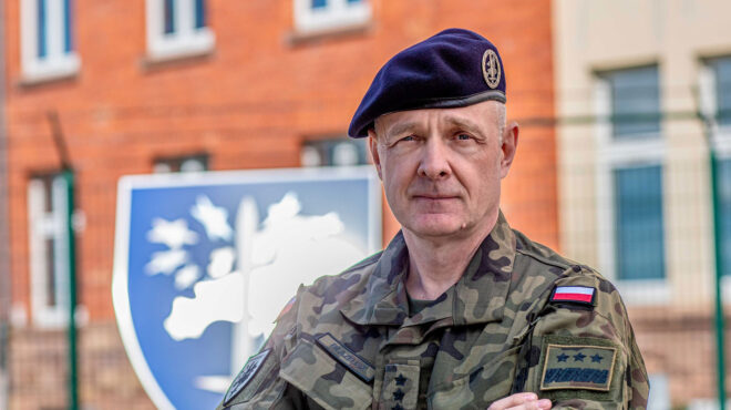 eurocorps-νέος-διοικητής-ο-πολωνός-στρατηγός-562961533