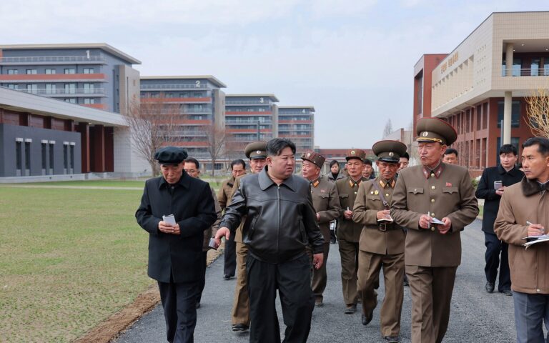 Βόρεια Κορέα: Νέα εκτόξευση βαλλιστικού πύραυλου
