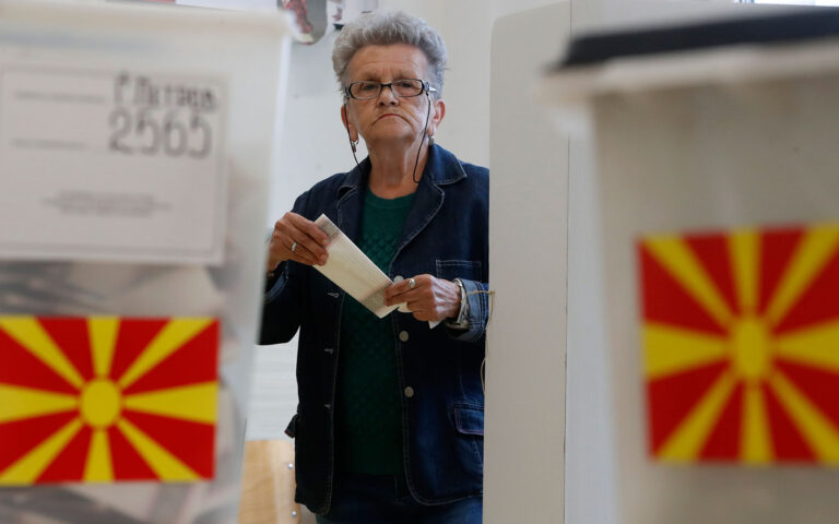 Εκλογές στη Βόρεια Μακεδονία: Το κρίσιμο 40%, το ενδιαφέρον της Δύσης και τα σενάρια της επόμενης ημέρας