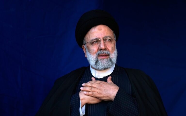 Ιράν: «Αλλαγή φρουράς, αλλά όχι πολιτικής» – Ο «αόρατος» πρόεδρος και οι πιθανοί διάδοχοι